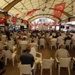 YUNUSEMRE BELEDİYE BAŞKANI SEMİH BALABAN, AHİLİK HAFTASI DOLAYISIYLA KARAKÖY PAZAR YERİ’NDE BÖLGE ESNAFIYLA BİR ARAYA GELDİ.