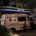 BAYRAMPAŞA’DA POLİSİN ‘DUR’ İHTARINA UYMAYAN OTOMOBİL KAZA YAPTI: 1 GÖZALTI