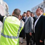 MANİSA BÜYÜKŞEHİR BELEDİYE BAŞKANI BESİM DUTLULU, AKHİSAR İLÇE MERKEZİNDE DEVAM EDEN 3,5 KİLOMETRELİK İÇME SUYU TERFİ HATTI YENİLEME ÇALIŞMALARINI YERİNDE İNCELEDİ. BAŞKAN DUTLULU, 45 MİLYON TL’LİK YATIRIMLA FAY HATTI NEDENİYLE SIK SIK ARIZALANAN MEVCUT HATLARIN YENİLENEREK UZUN SÜRELİ SU KESİNTİLERİNİN ÖNÜNE GEÇİLECEĞİNİ SÖYLEDİ.
