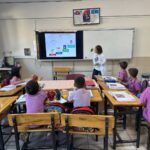 AYDIN'IN NAZİLLİ İLÇESİNDE İLKOKUL ÖĞRENCİLERİNE AĞIZ VE DİŞ SAĞLIĞININ ÖNEMİ İLE SAĞLIKLI BESLENME KONUSUNDA EĞİTİM VERİLDİ.