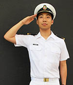 headshot_kevinvuong_altnavy3