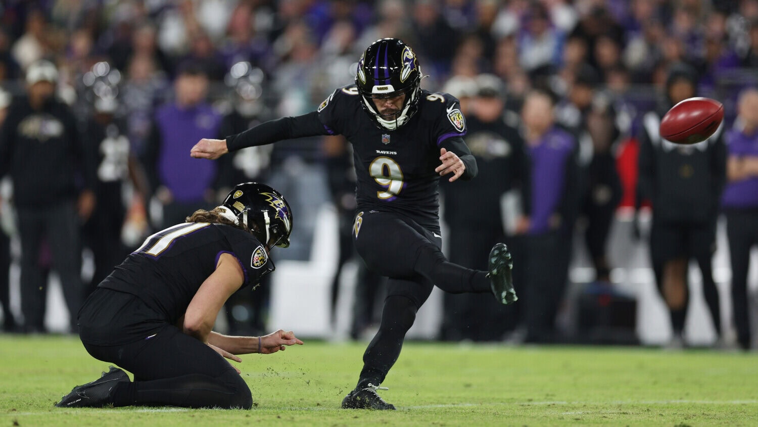 Highestpaid NFL Kicker & Punter of 2023 Who's No. 1?