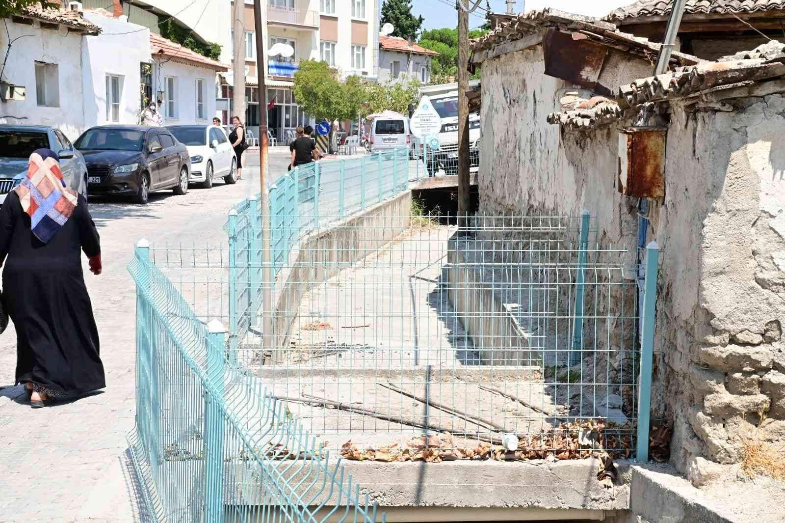 Süleymanlı’da dere yatağı güvenli hale getirildi