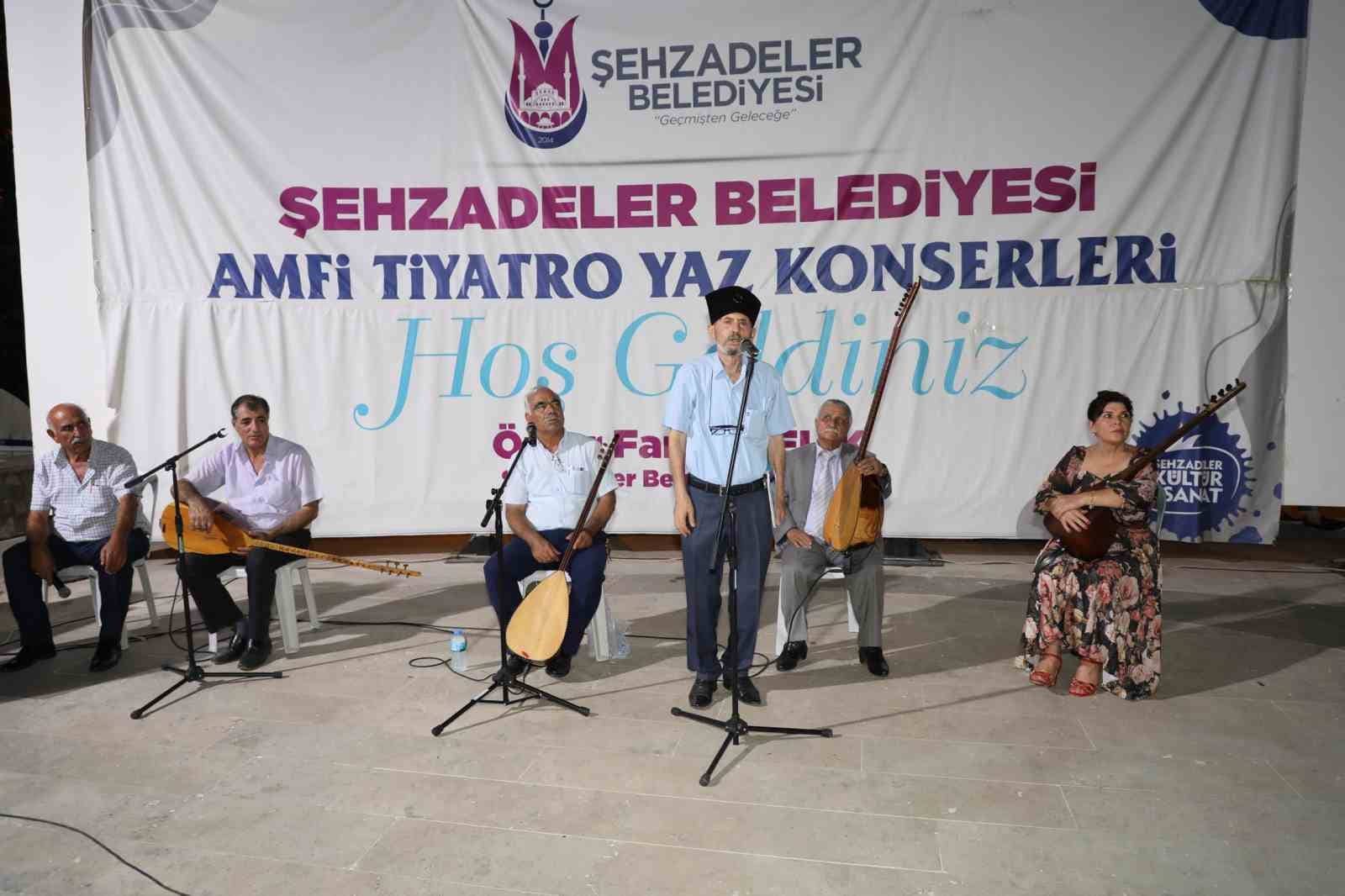 Ağlayan Kaya ‘Aşıklar Bayramı’na ev sahipliği yaptı