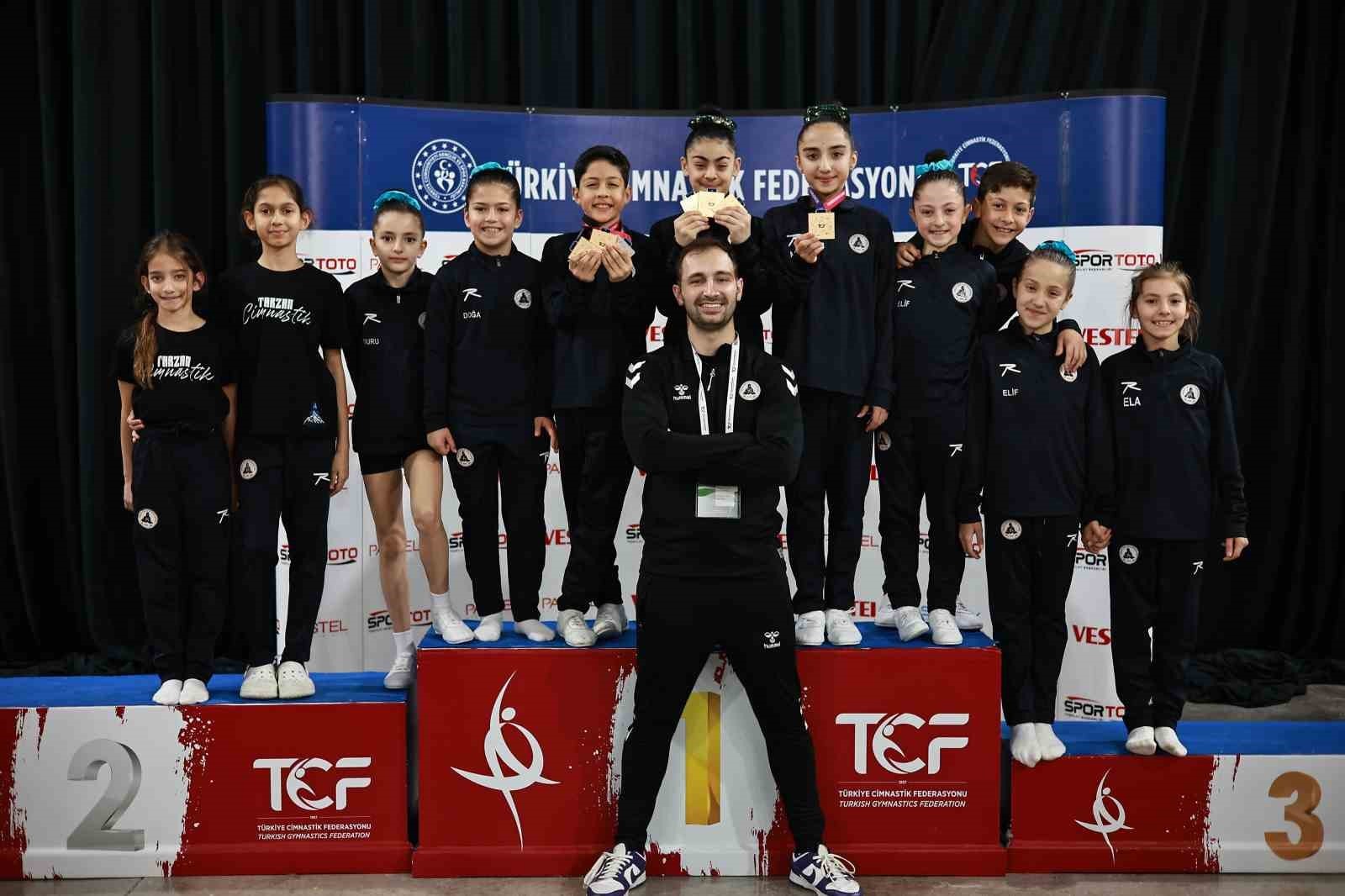 Minik Cimnastikçiler Manisa’nın gururu oldu