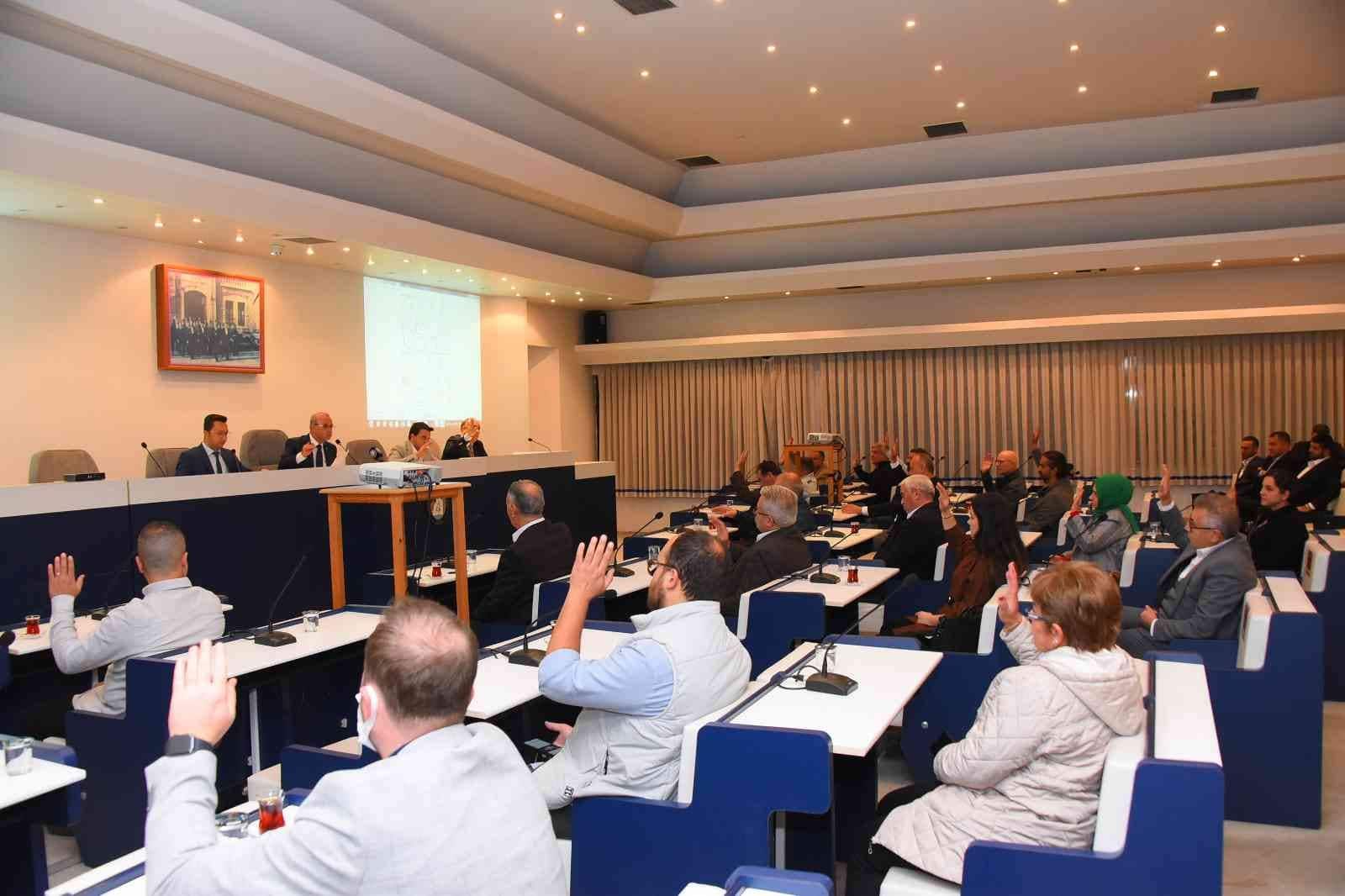 Salihli Belediye meclisi 8 maddeyi karara bağladı