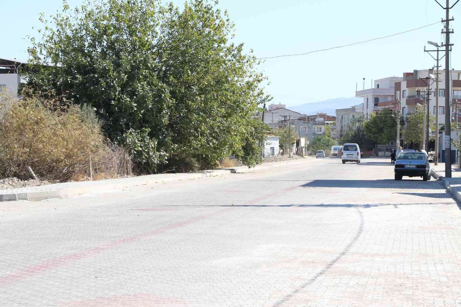 Turgutlu’da iki mahallede 50 bin metrekarelik kilit parke çalışması