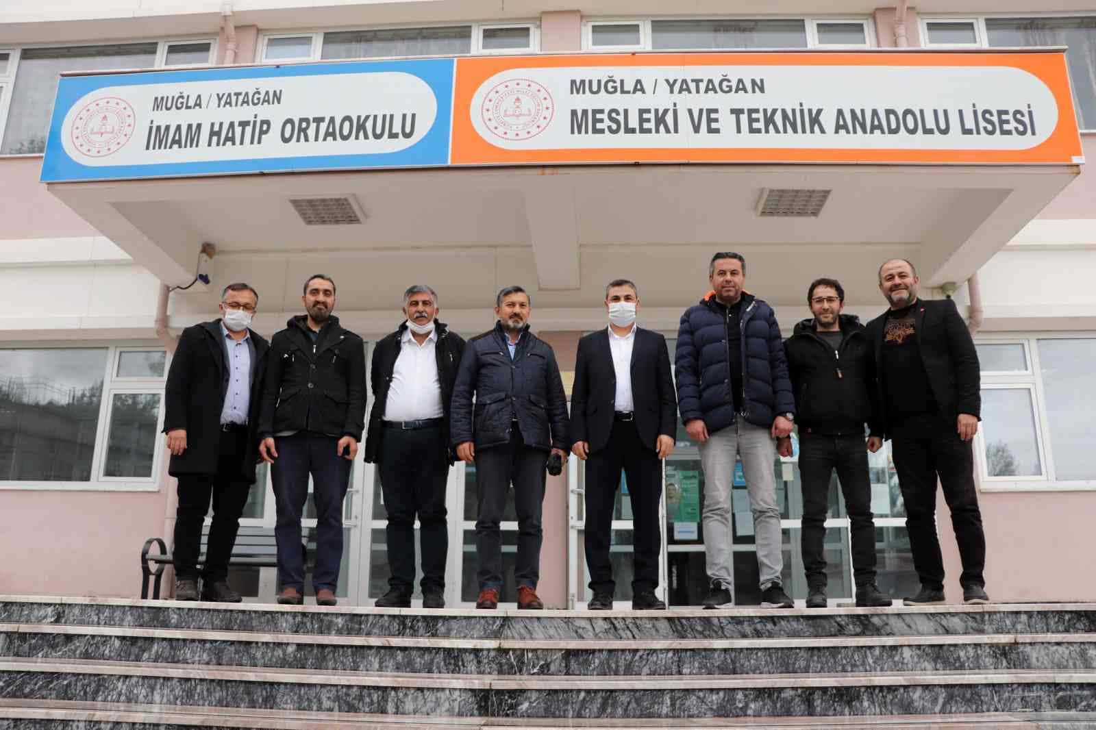 Uçak Yatağan’da okulları ziyaret etti