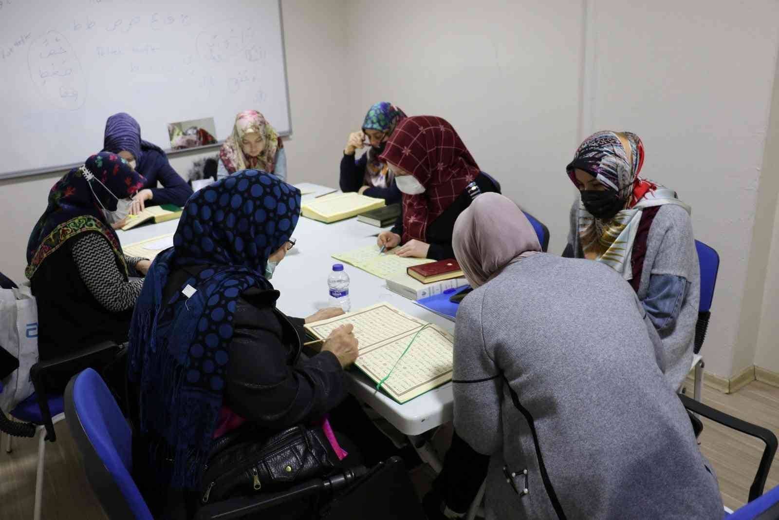 Hem hobi ediniyorlar hem de ekonomiye katkı sağlıyorlar