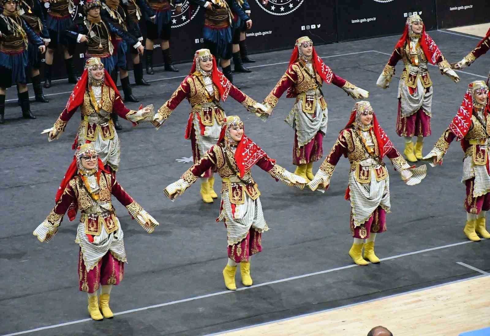 Yunusemre’de halk oyunları heyecanı başlıyor