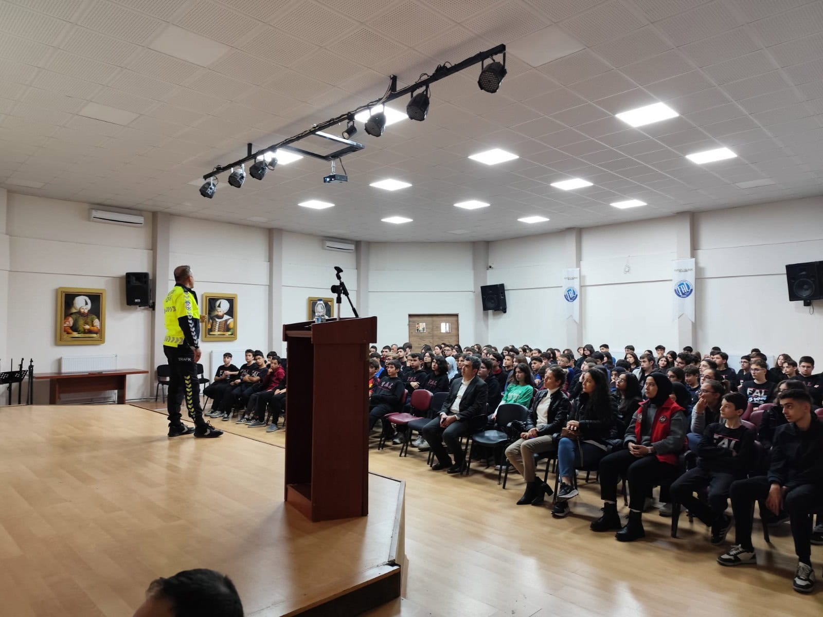 Manisa’da 700 kişiye suç önleme ve farkındalık eğitimi