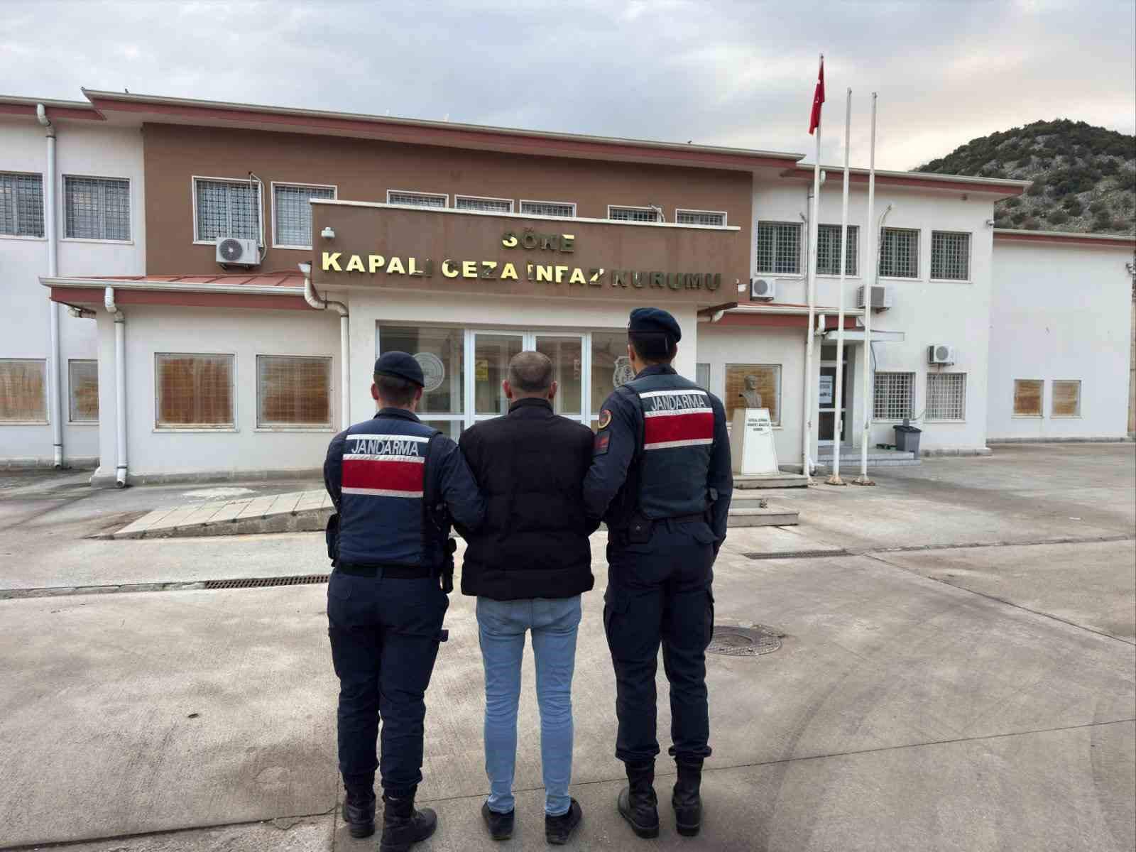 Aydın’da 25 yıl hapis cezası bulunan hükümlü yakalandı