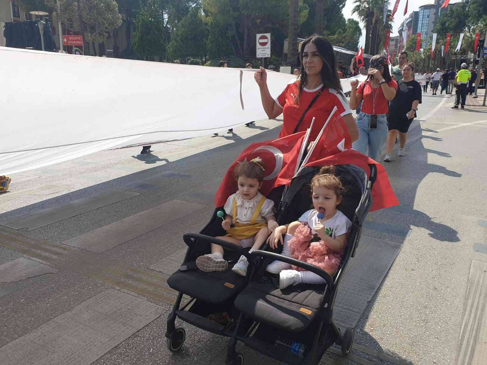 Denizli’de Zafer Bayramının 100’üncü yılı törenle kutlandı