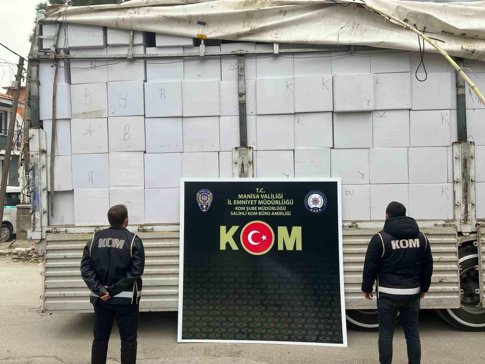 Manisa’da kaçakçılığa geçit yok: Üç ayda 15 şüpheli yakalandı