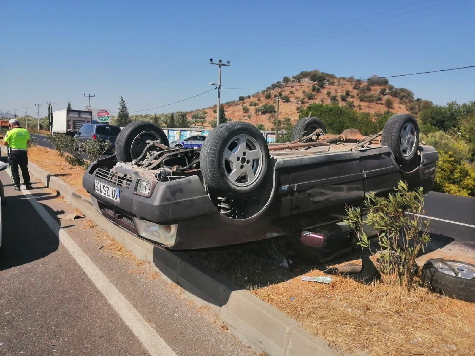 Otomobil takla atarak durabildi: 1 yaralı