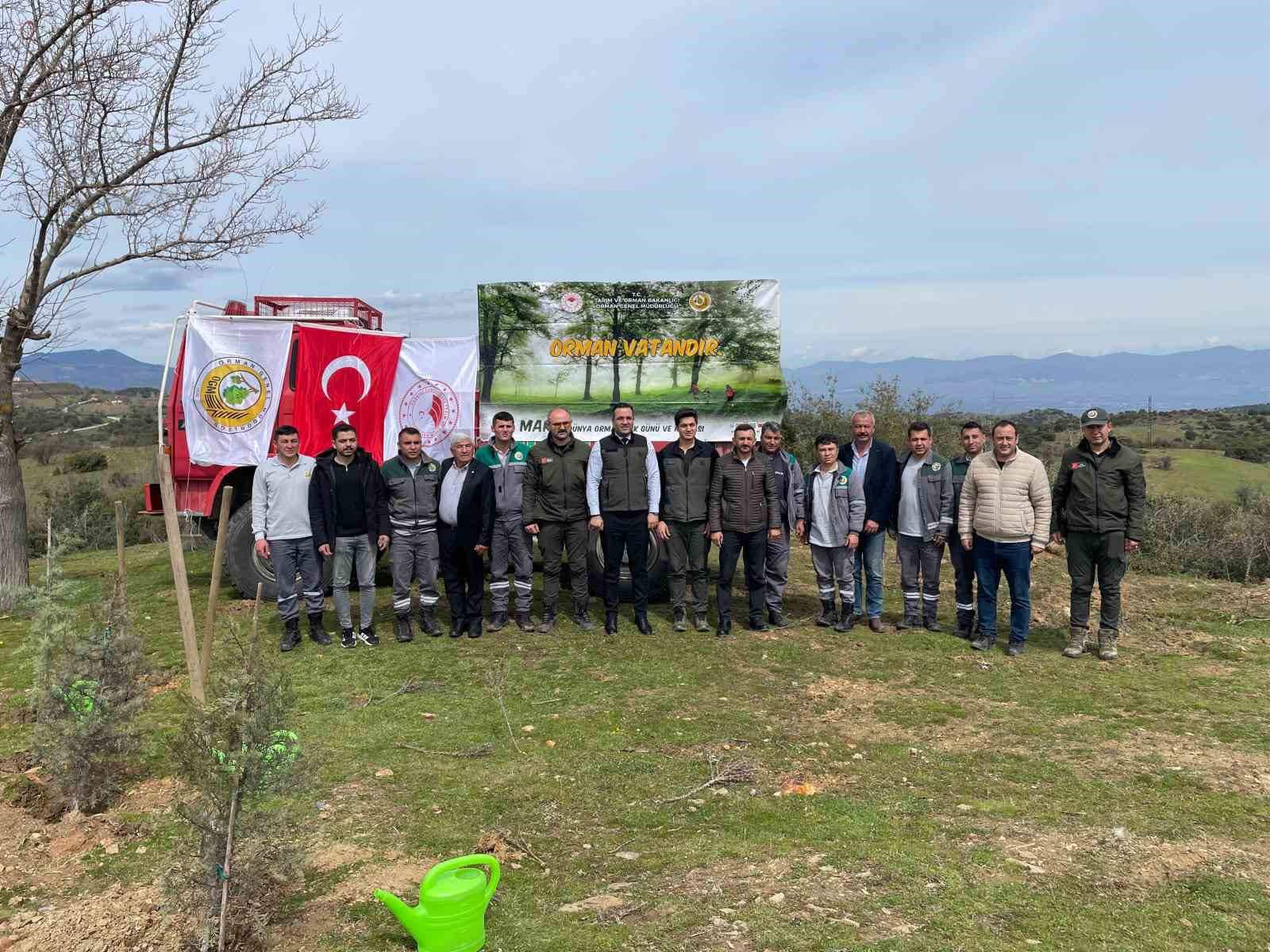Sarıgöl’de öğrenciler doğa sevgisini sahada öğrendi