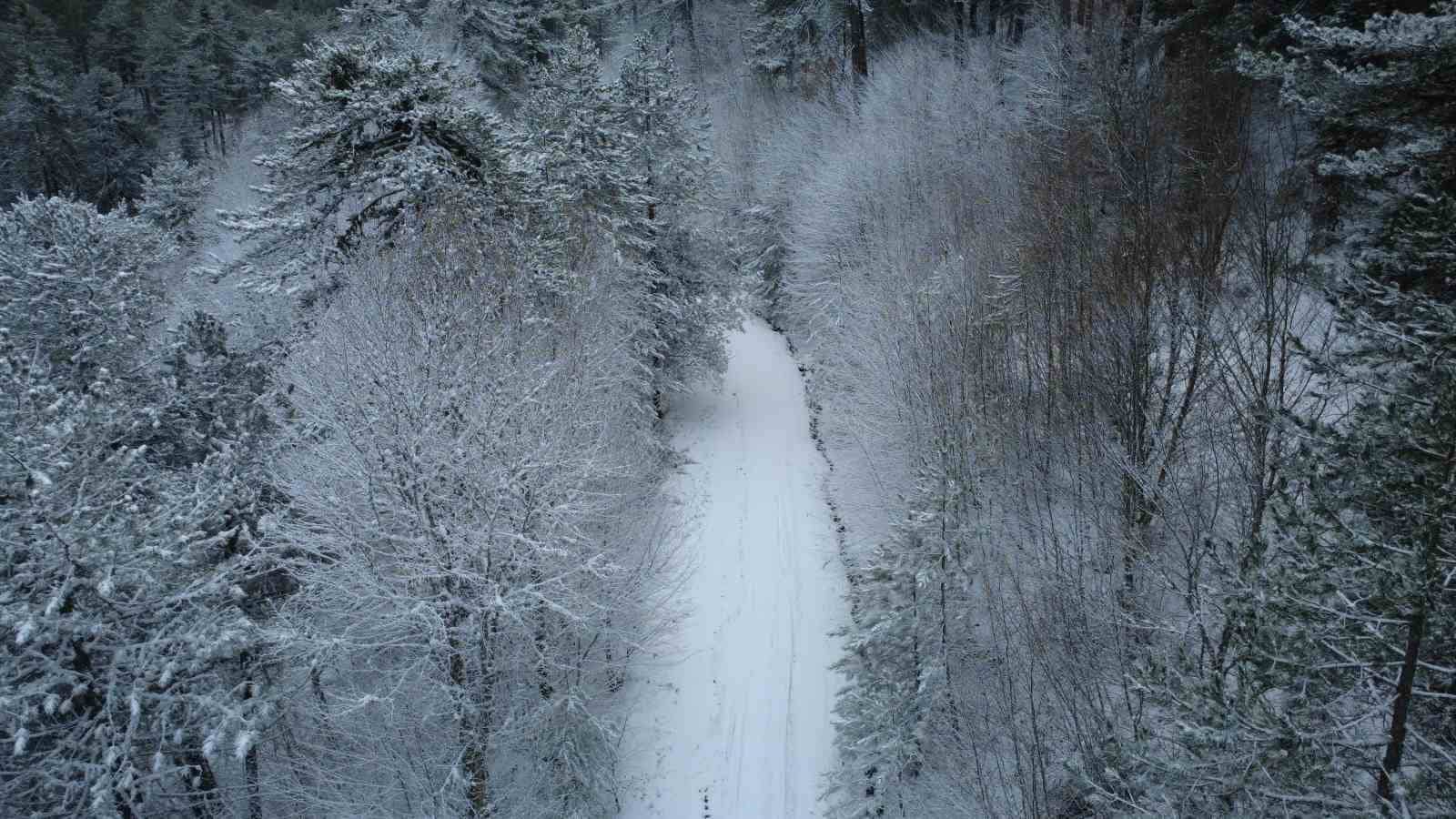 Demirci’de kartpostallık manzaralar