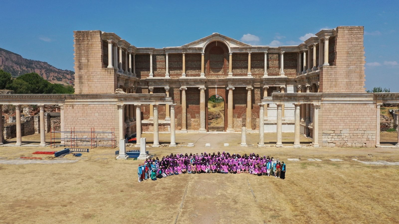 Manisalı gençler doğa kampında buluşuyor