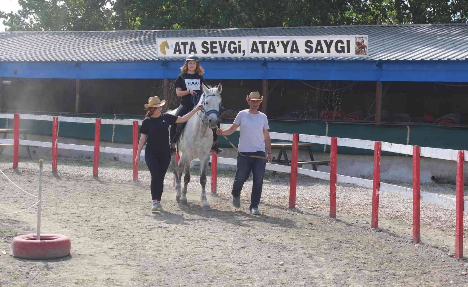 Salihli’de 5 Eylül Atlı Spor Kulübü kuruldu