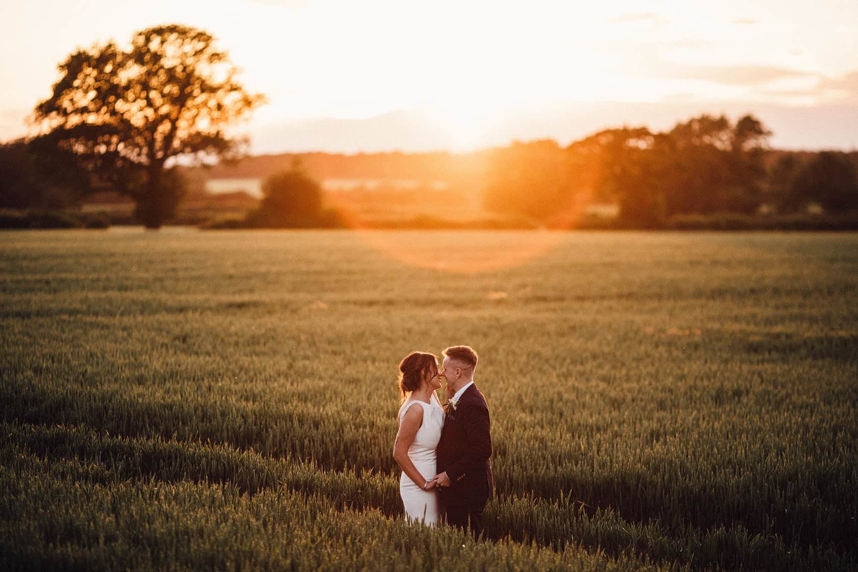 bride and groom in amazing sunlight