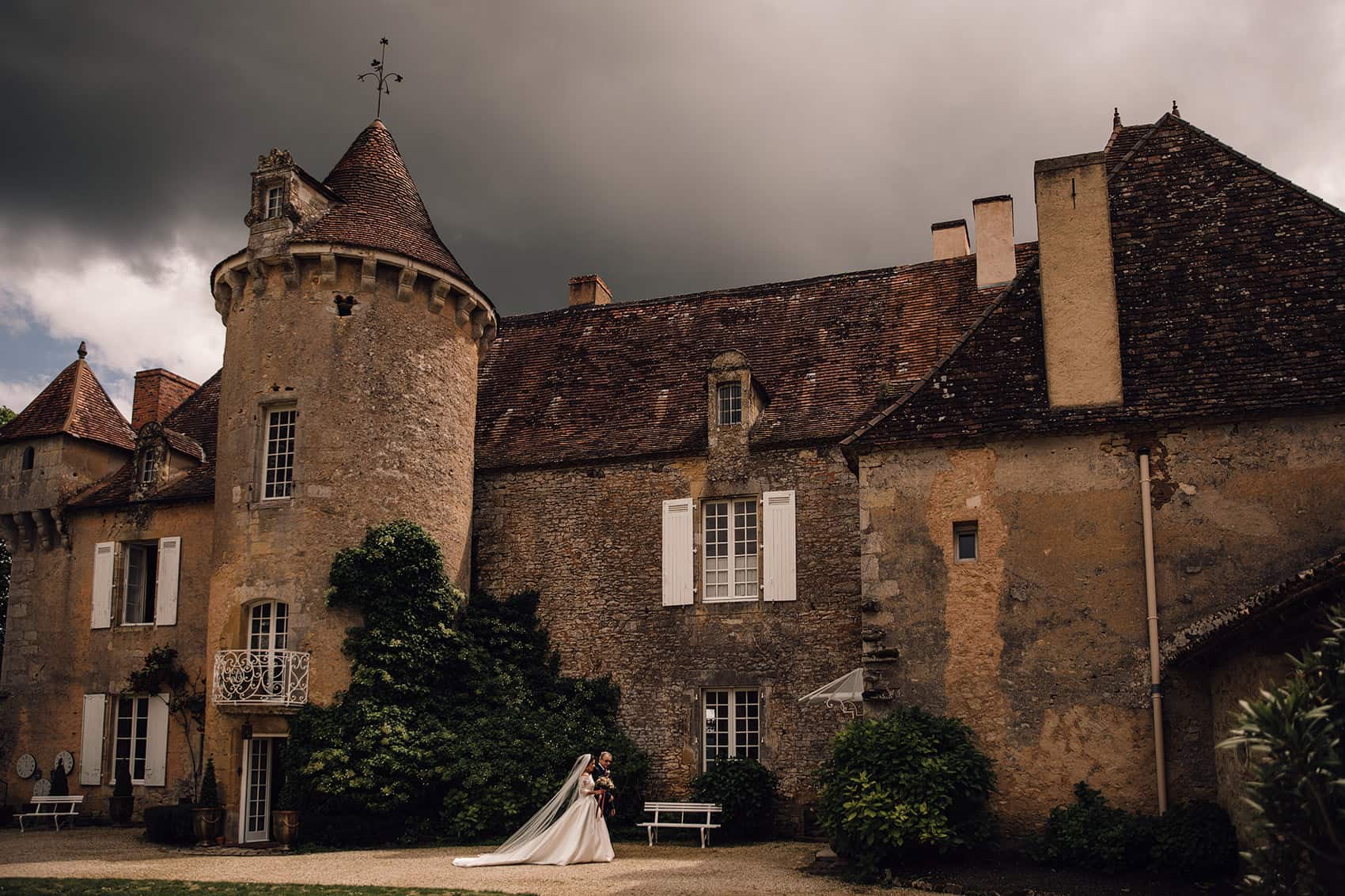 chateau de cazenac wedding