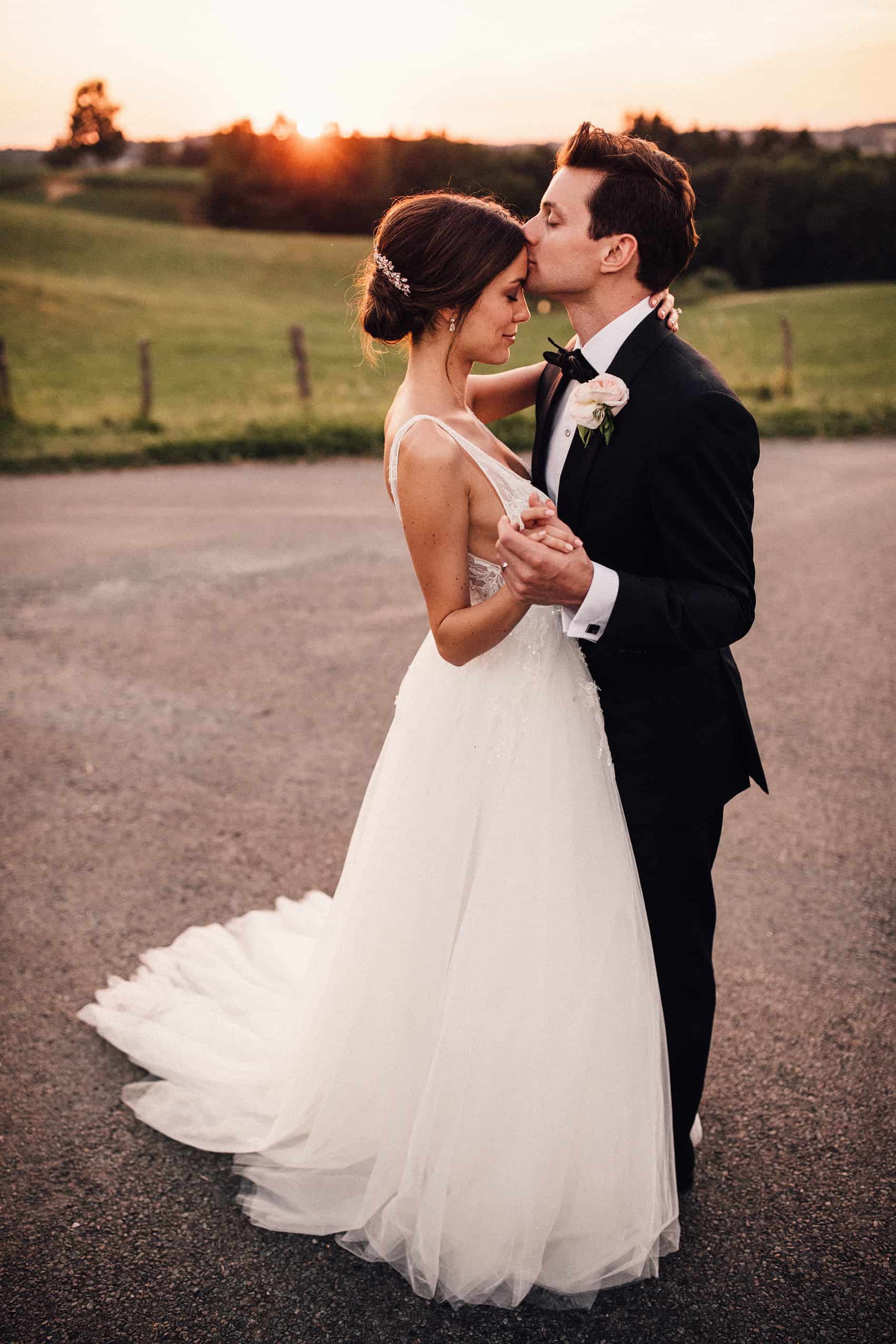 Monique lhuillier wedding dress in France