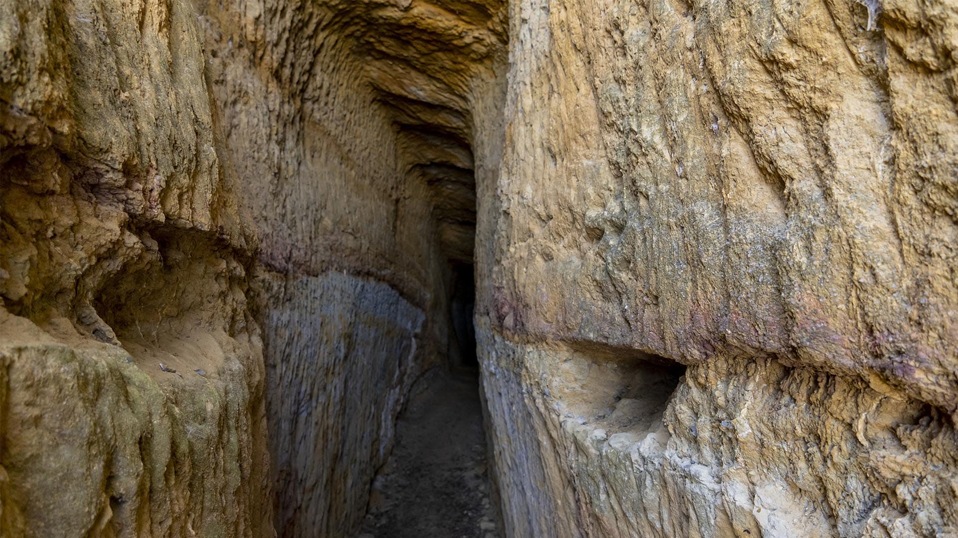 Entrada a la cueva