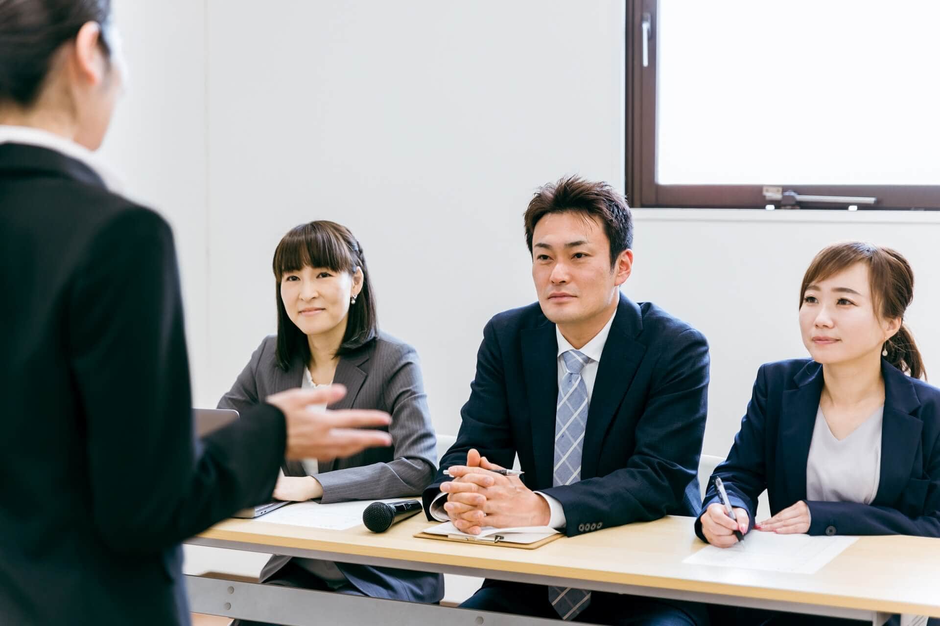 就活生を秋に採用する企業の特徴