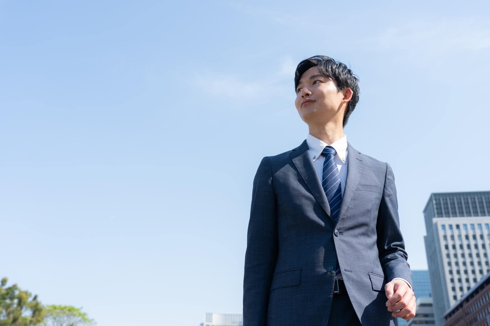 理系就職でに人気の業界就職先は？理系学部・業界別に紹介