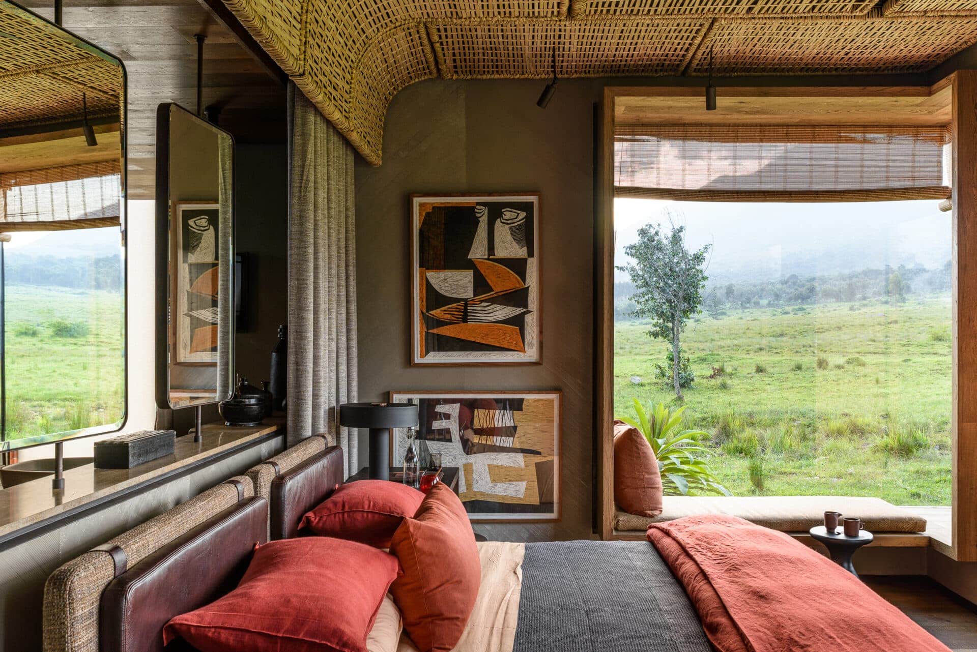 Singita-Kwitonda-Lodge-Suite-2