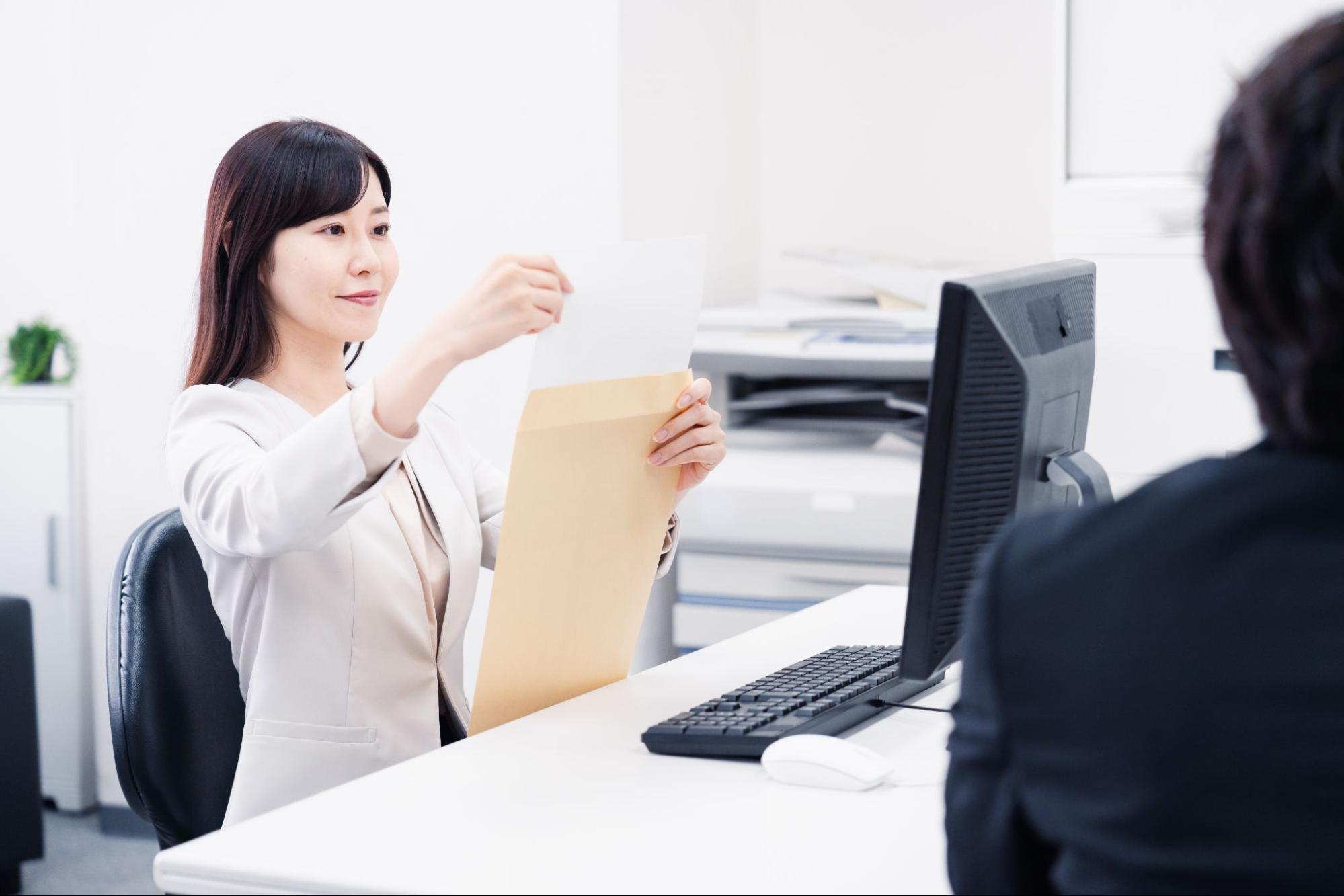 法学部女子におすすめの4つの職種