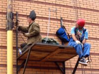 Правила работы на высоте для промышленных альпинистов