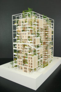 Maquette en bois de logements à Issy Les Moulineaux par MVRDV