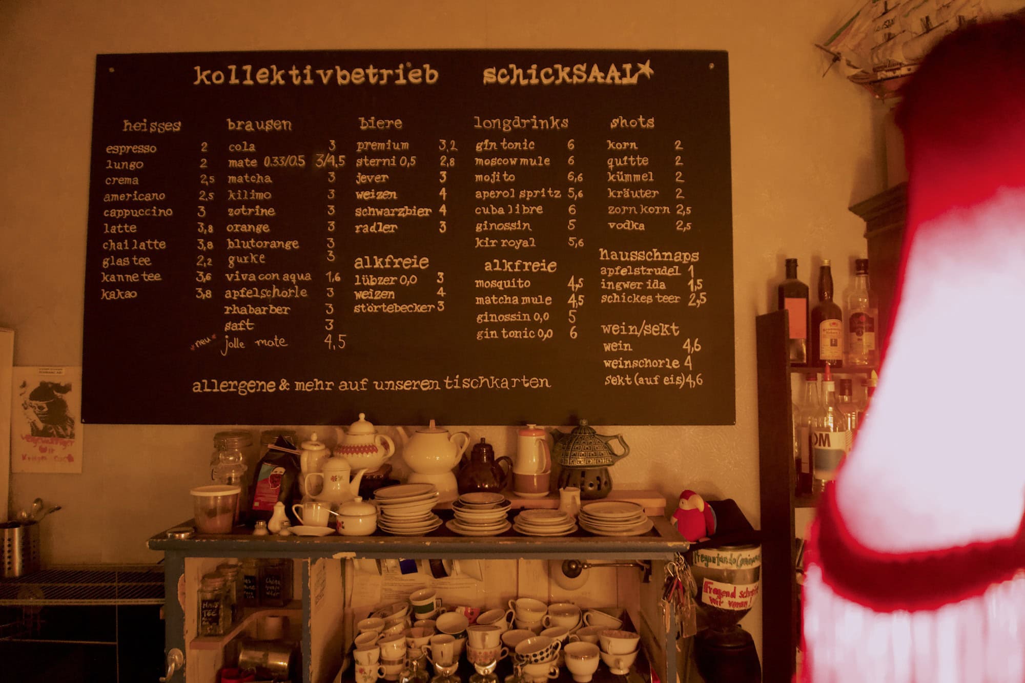 schickSAAL: Kneipe Lübeck 1