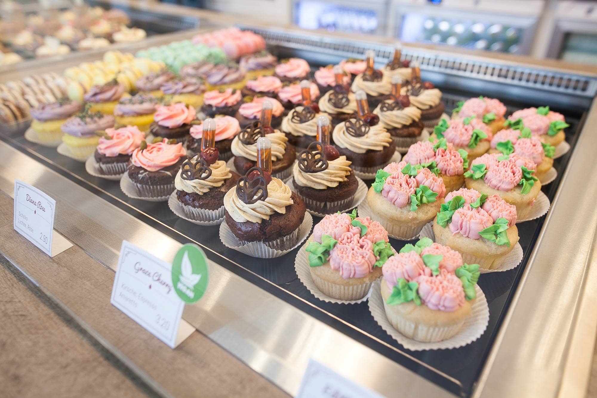 Café Magdeburg Innenstadt Stadtfeld Kaffee Cupcakes Törtchen Kuchen Mademoiselle Cupcake