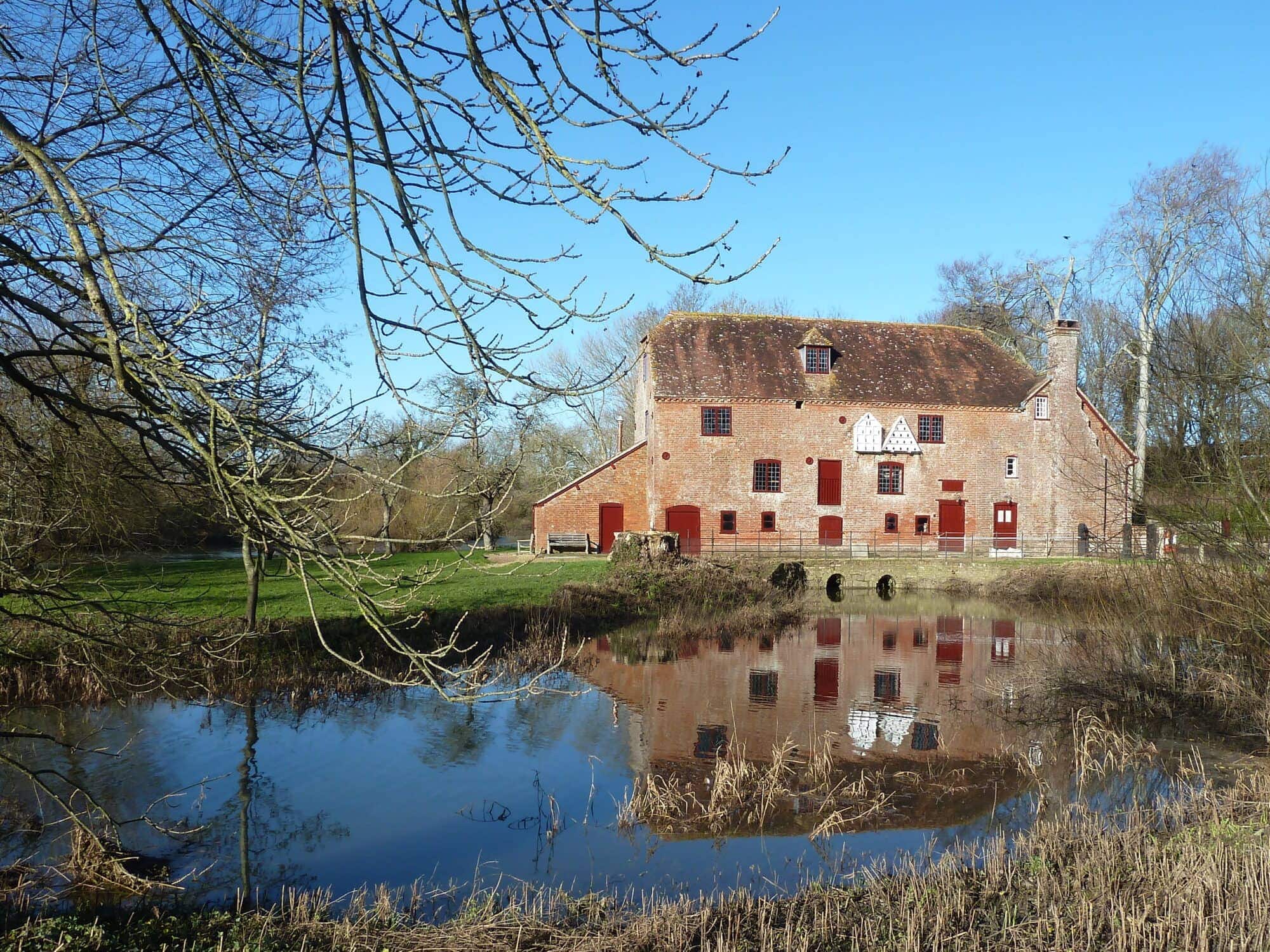 white mill