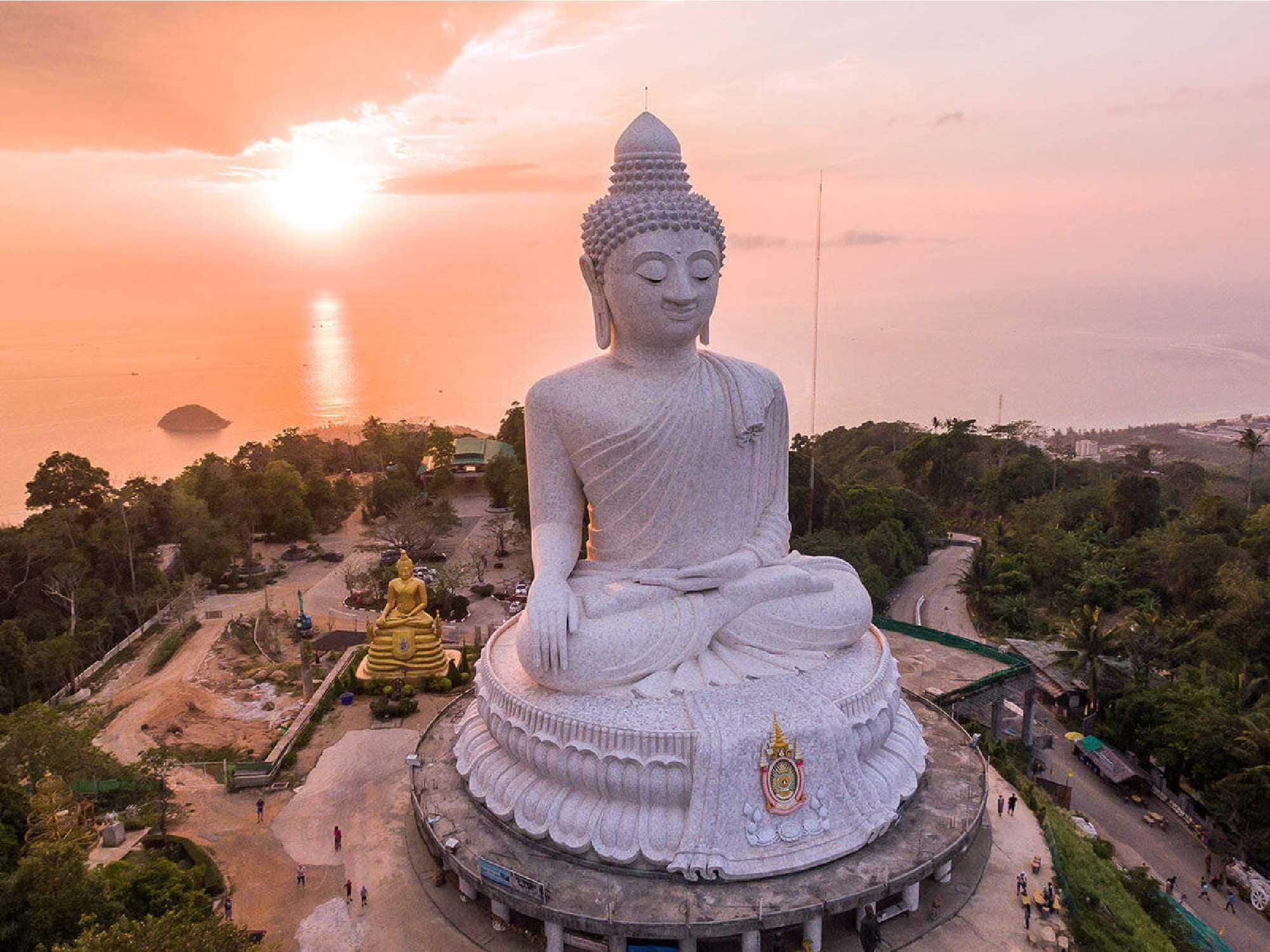 Viewpoint Before Big Buddha