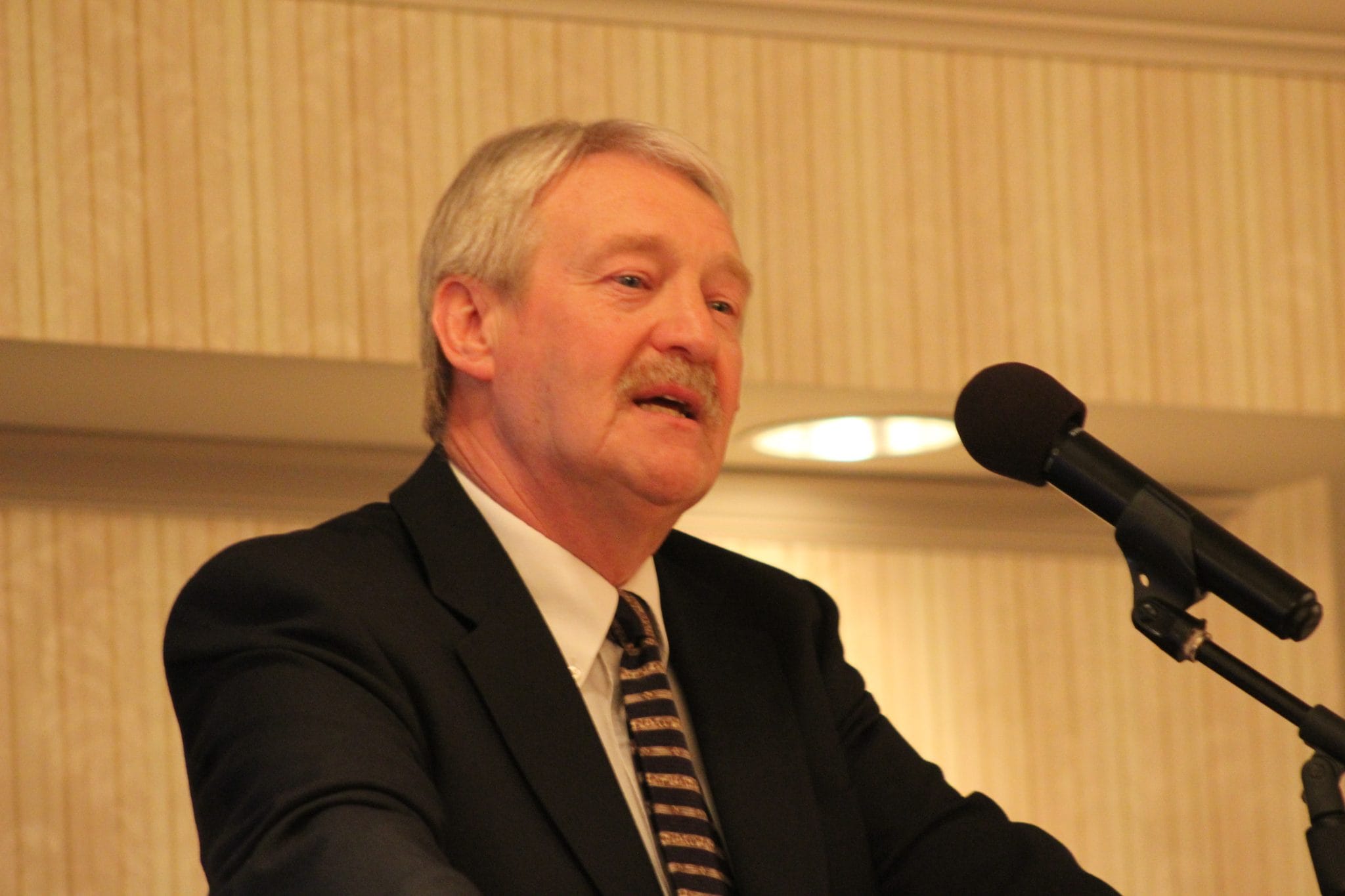 Shepherd bids farewell to Cater