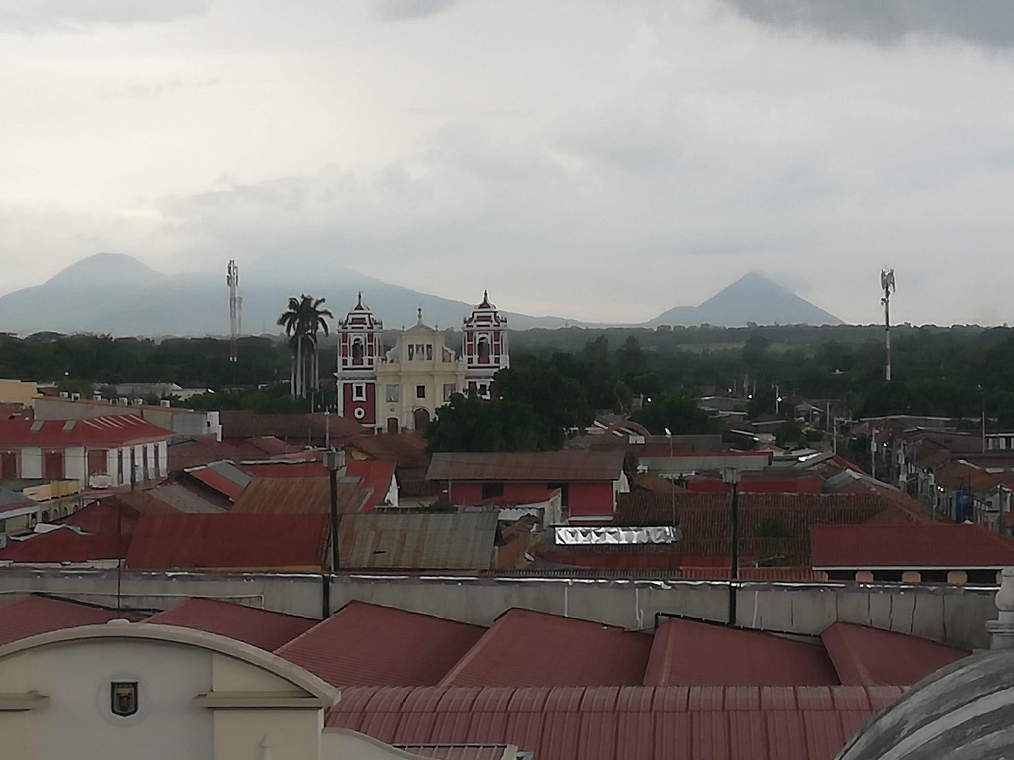 Two Beautiful Nights in Leon 12