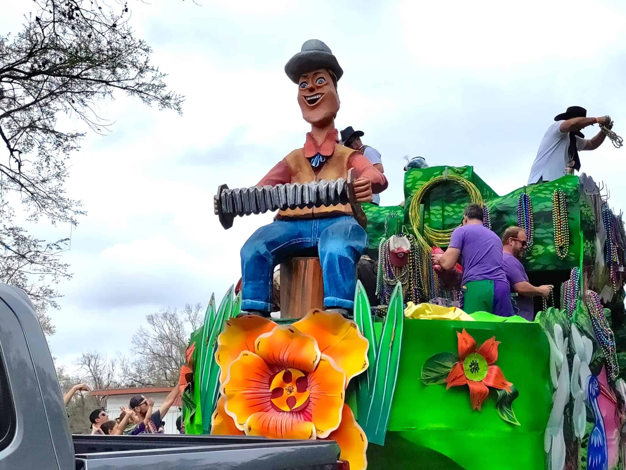 mardi gras float lafayette louisiana