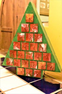 Wooden DIY acrylic pouring Christmas tree advent calendar