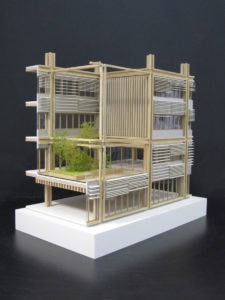 Maquette de coupe en bois de bureau à Maisons-Alfort par loci Anima