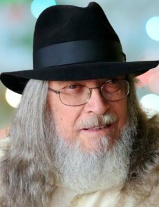 Joe Ruicci with beard and hat