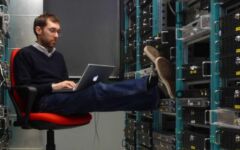 компании ДатаХата услуги по размещению и аренде серверного