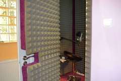 Cabina-de-inregistrare-1024x683