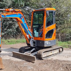 Doosan DX27 Mini Digger