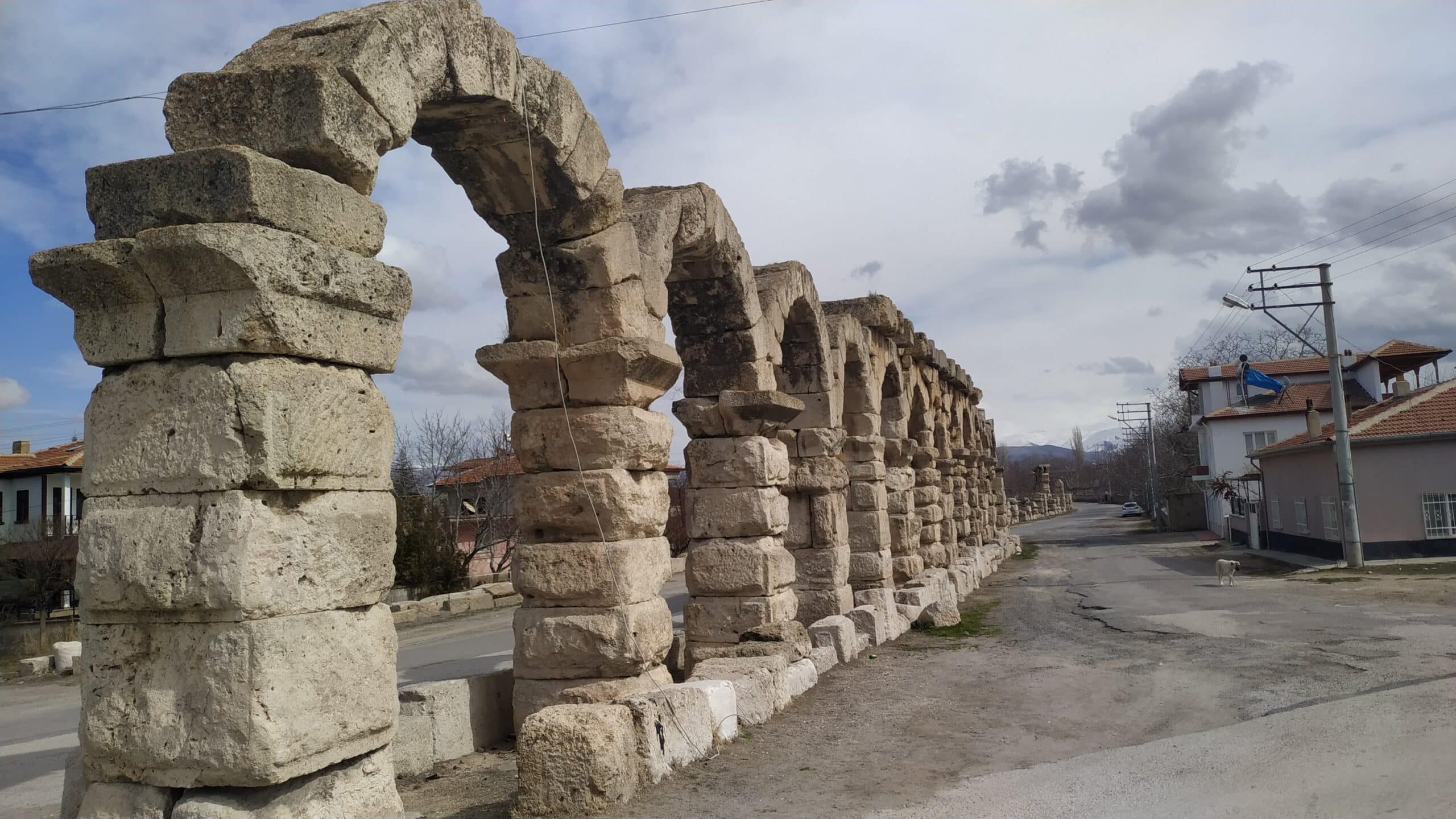 Niğde Gezilecek Yerler tyana antik kenti su kemeri