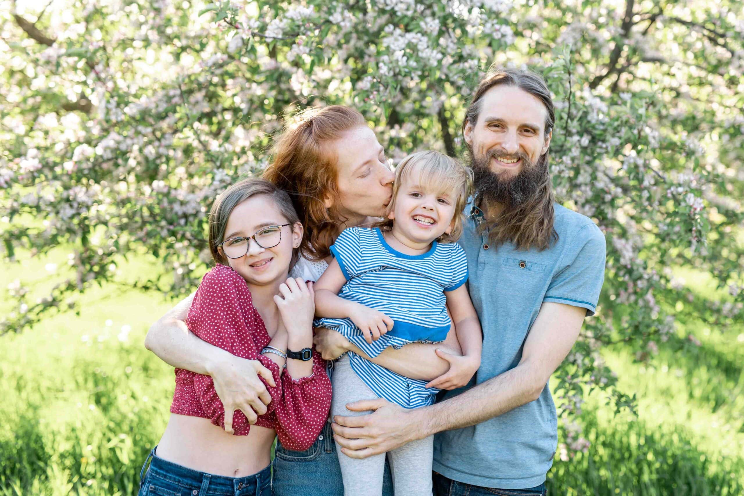 Spring mini sessions in apple orchard Avon CT