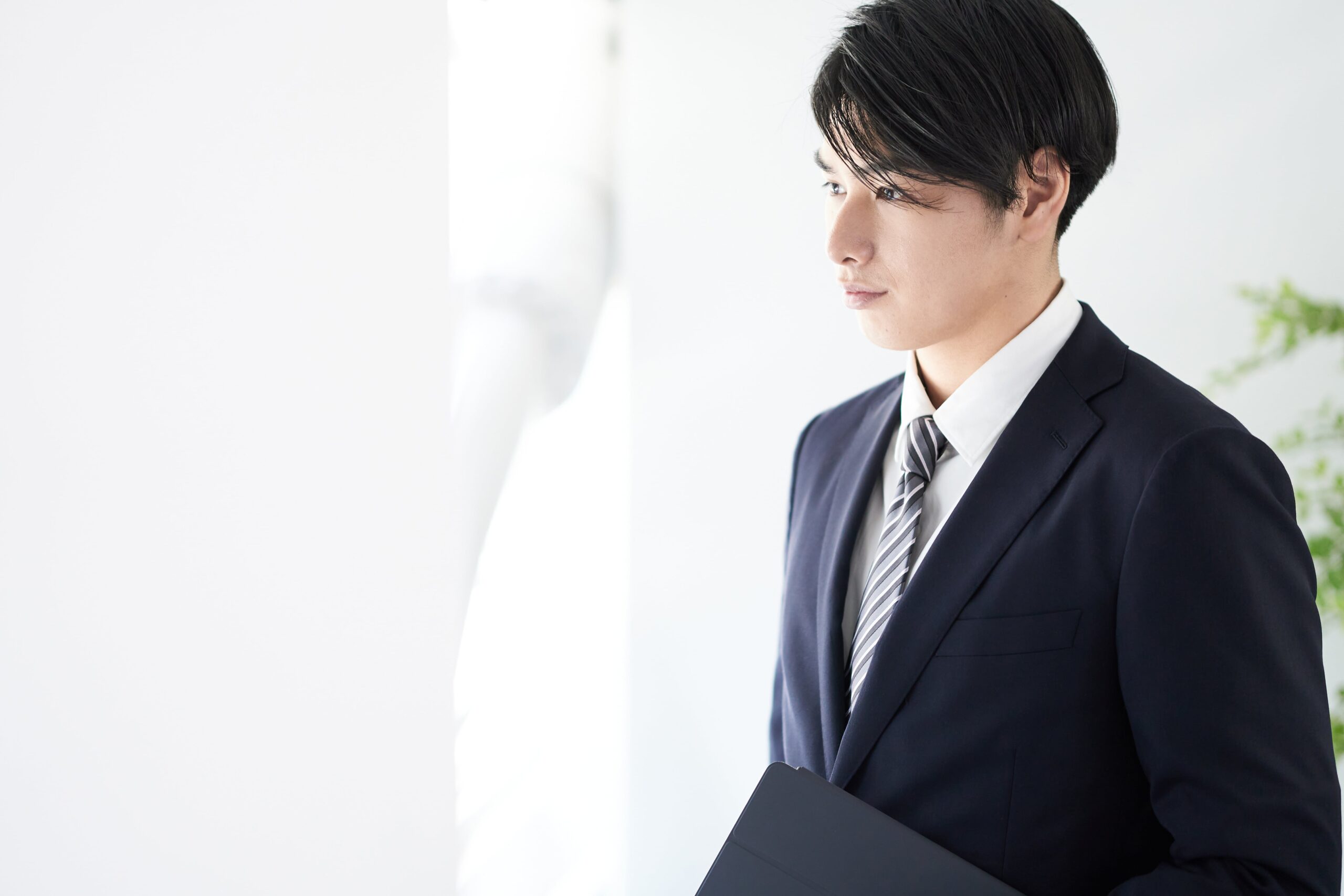 新卒の年収は平均値だけではなく中央値も確認しよう
