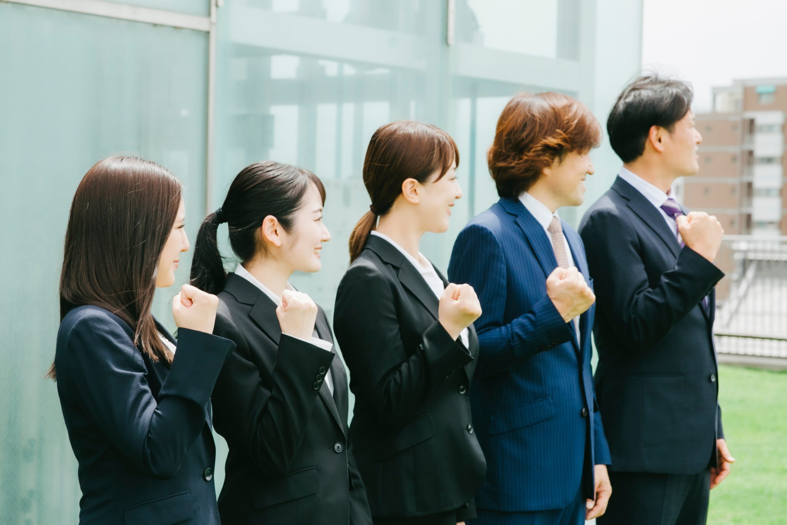 大学4年の12月から就活を始めるのは遅い？挽回する方法も解説